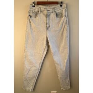 Levi’s High Waisted Taper Light Wash Jeans Size 31x29 Cotton Stretch Women’s